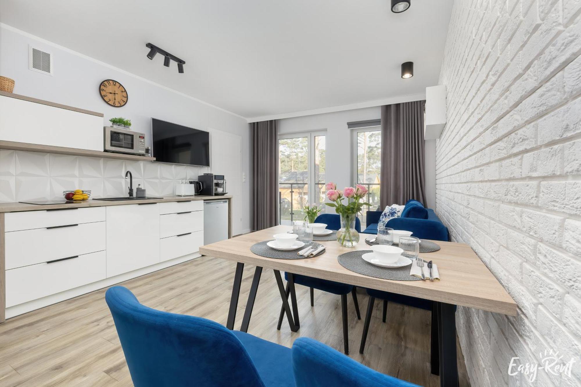 Blue 17 Z Basenem Apartment