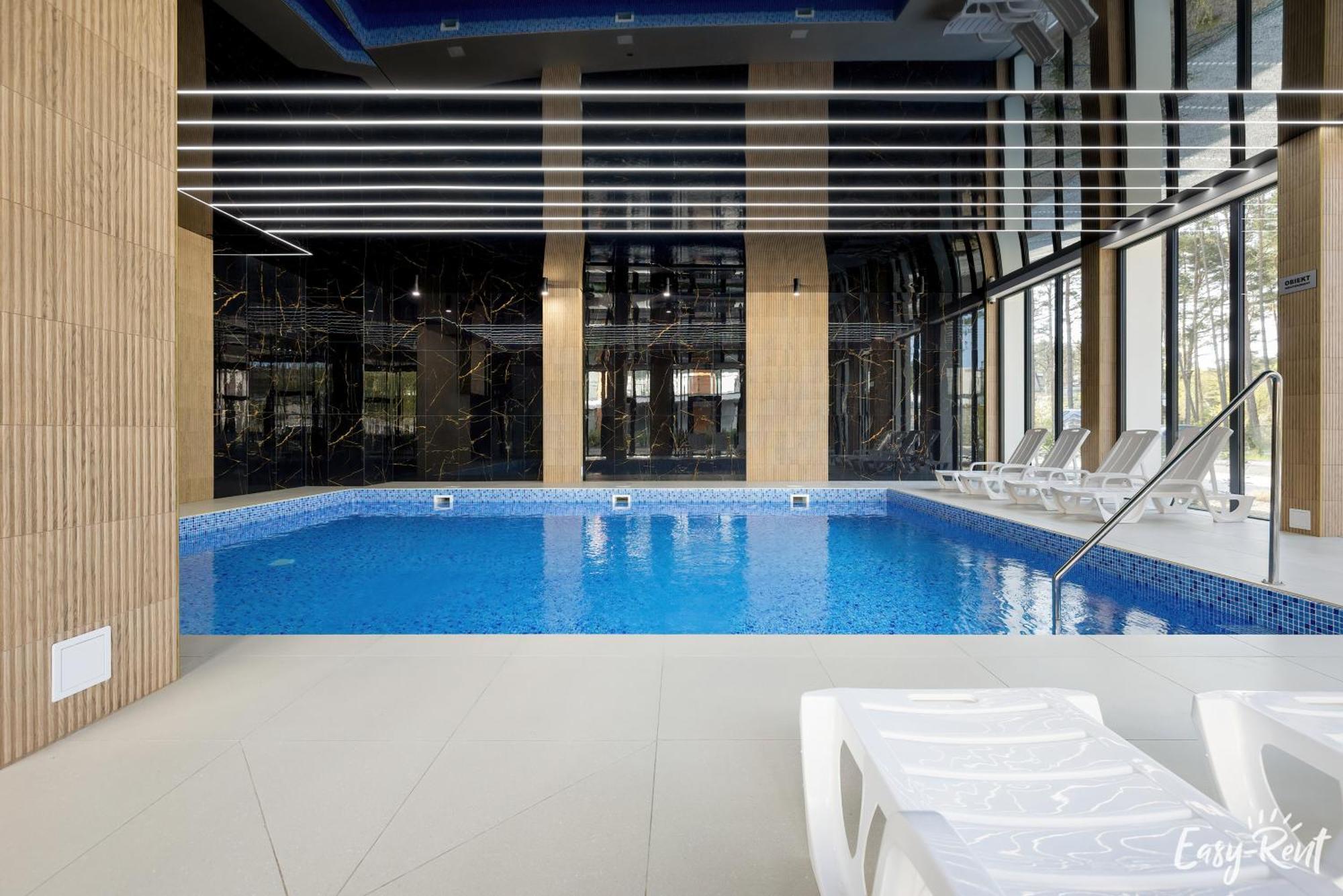 Blue 17 Z Basenem Apartment